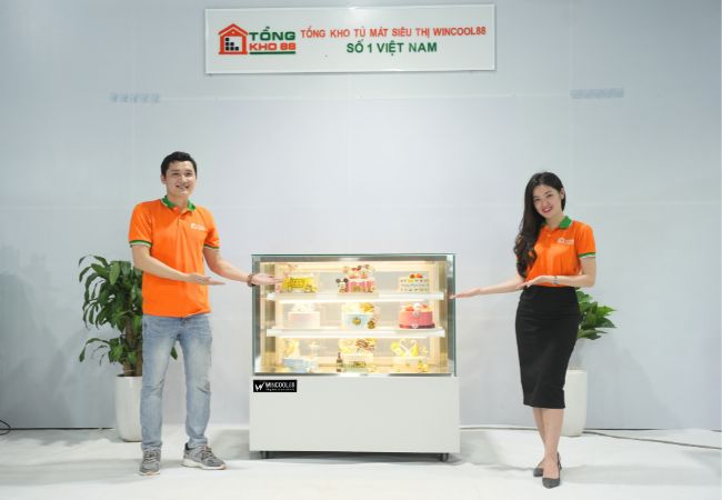 Tủ bánh kem 1m2 dạng vuông 3 tầng