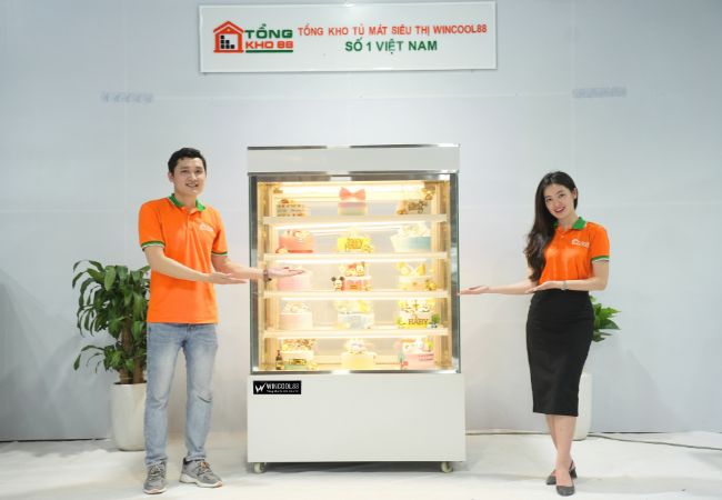 Tủ bánh kem 1m2 kính vuông 5 tầng